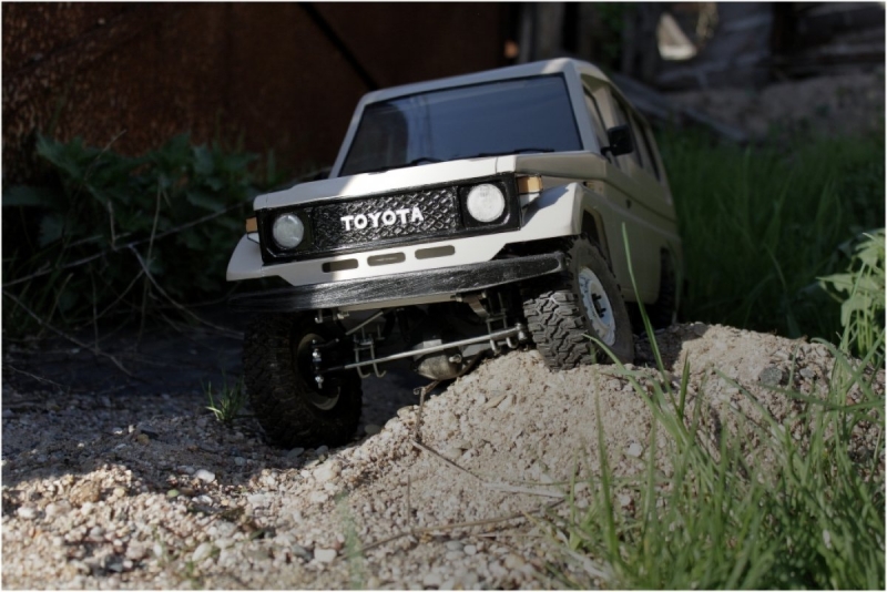 Toyota Landcruiser HZJ75