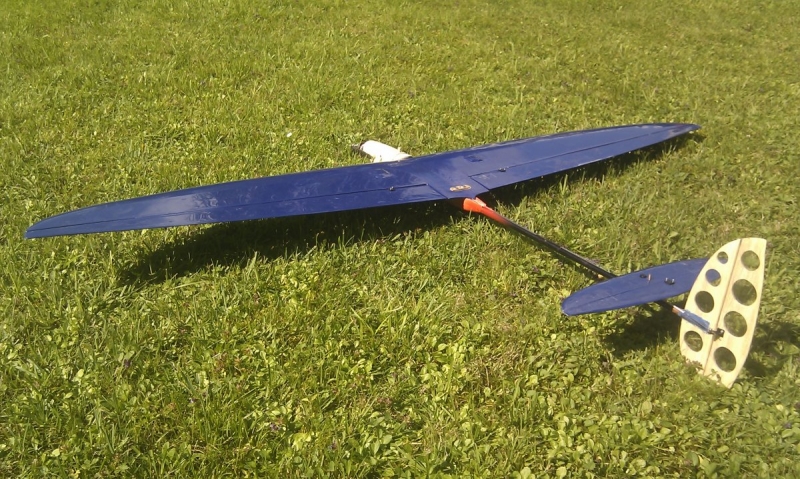 Manta - elektro větroň 