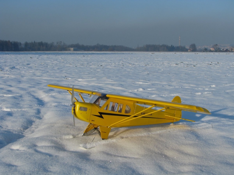 Piper J-3 CUB