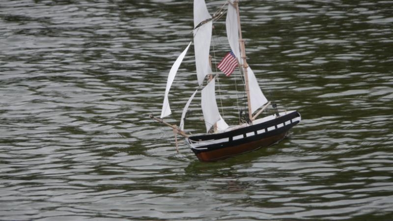 Brig Somers plachtici