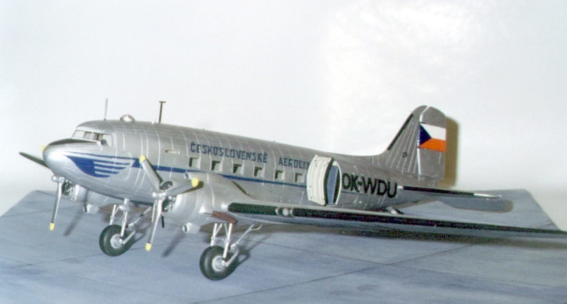 Douglas DC-3