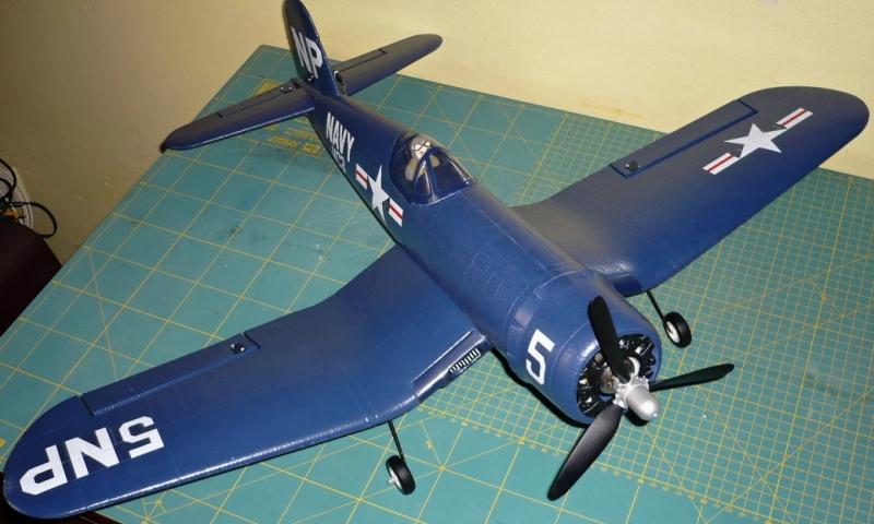F4U Corsair 800mm