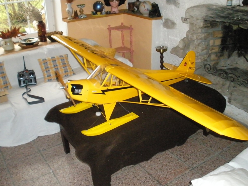 PIPER J 3 Cub 40 ARF