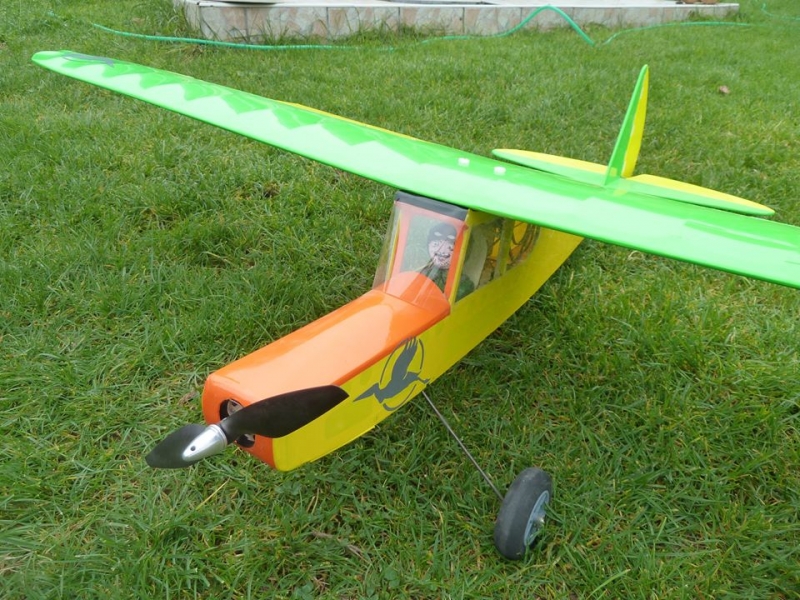 Marabu XL