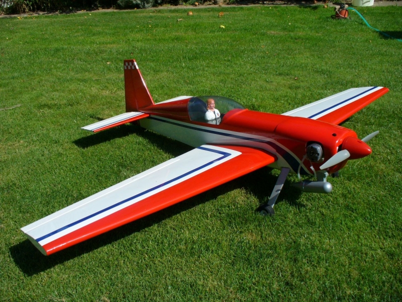 EXTRA 300 S
