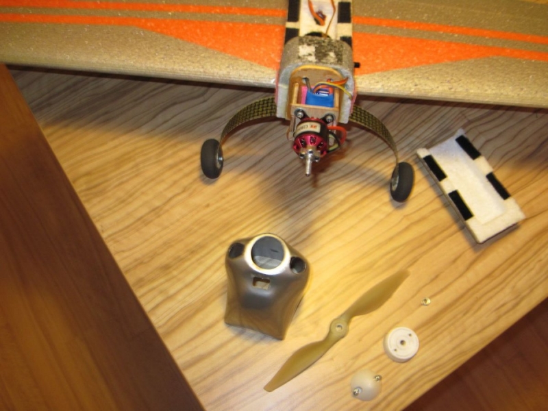 Zlín Z50LS ŠAD model