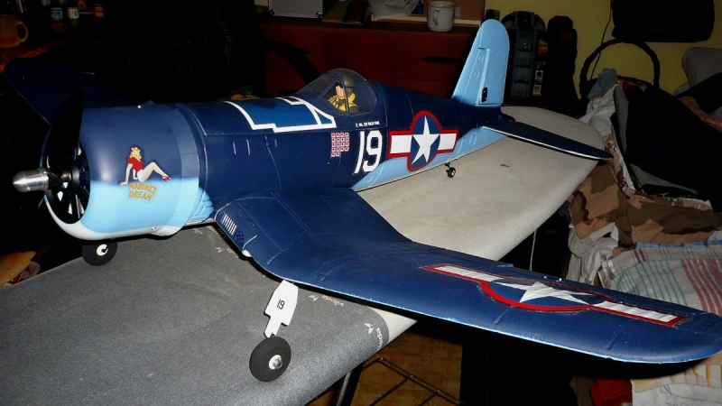 F4U Corsair 1118mm