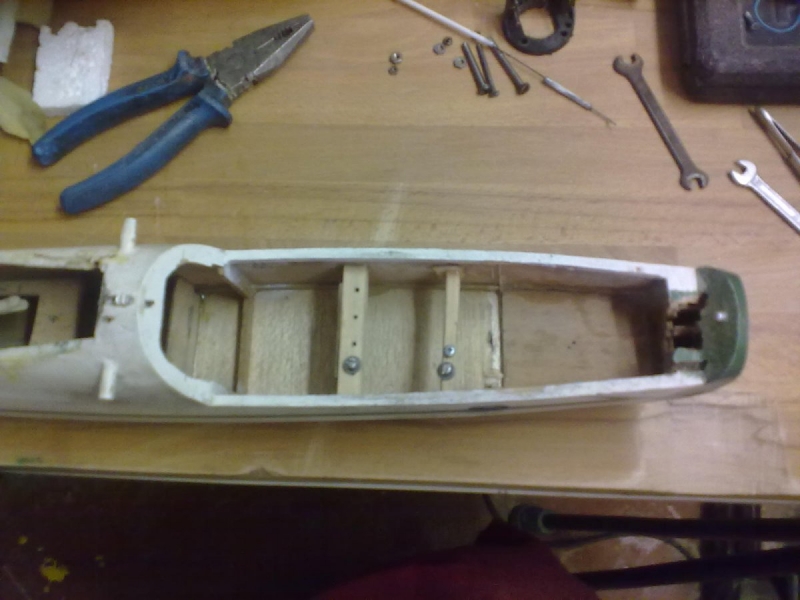 Větroň V2 PM Zelená sršeň