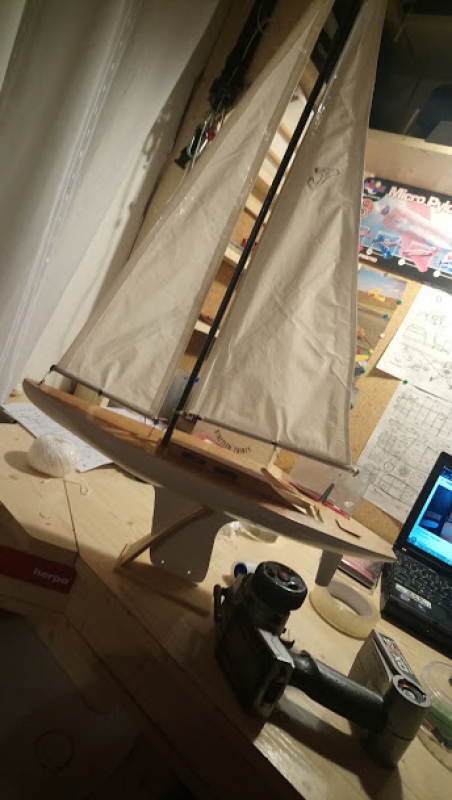 Plachetnice Monika 1/2