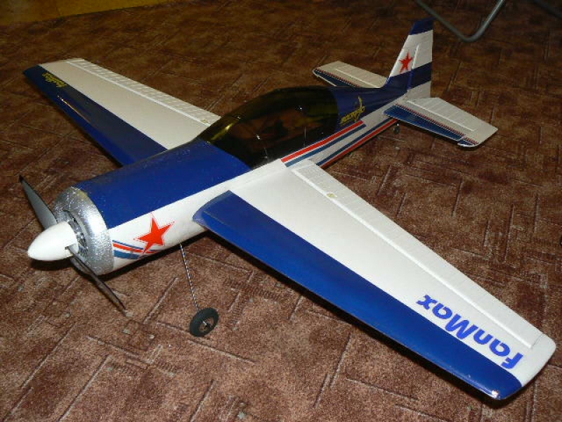 YAK 54 - hangjian