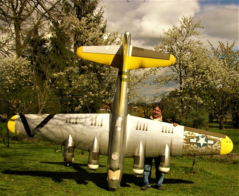 Boeing B-17G "A bit O lace"